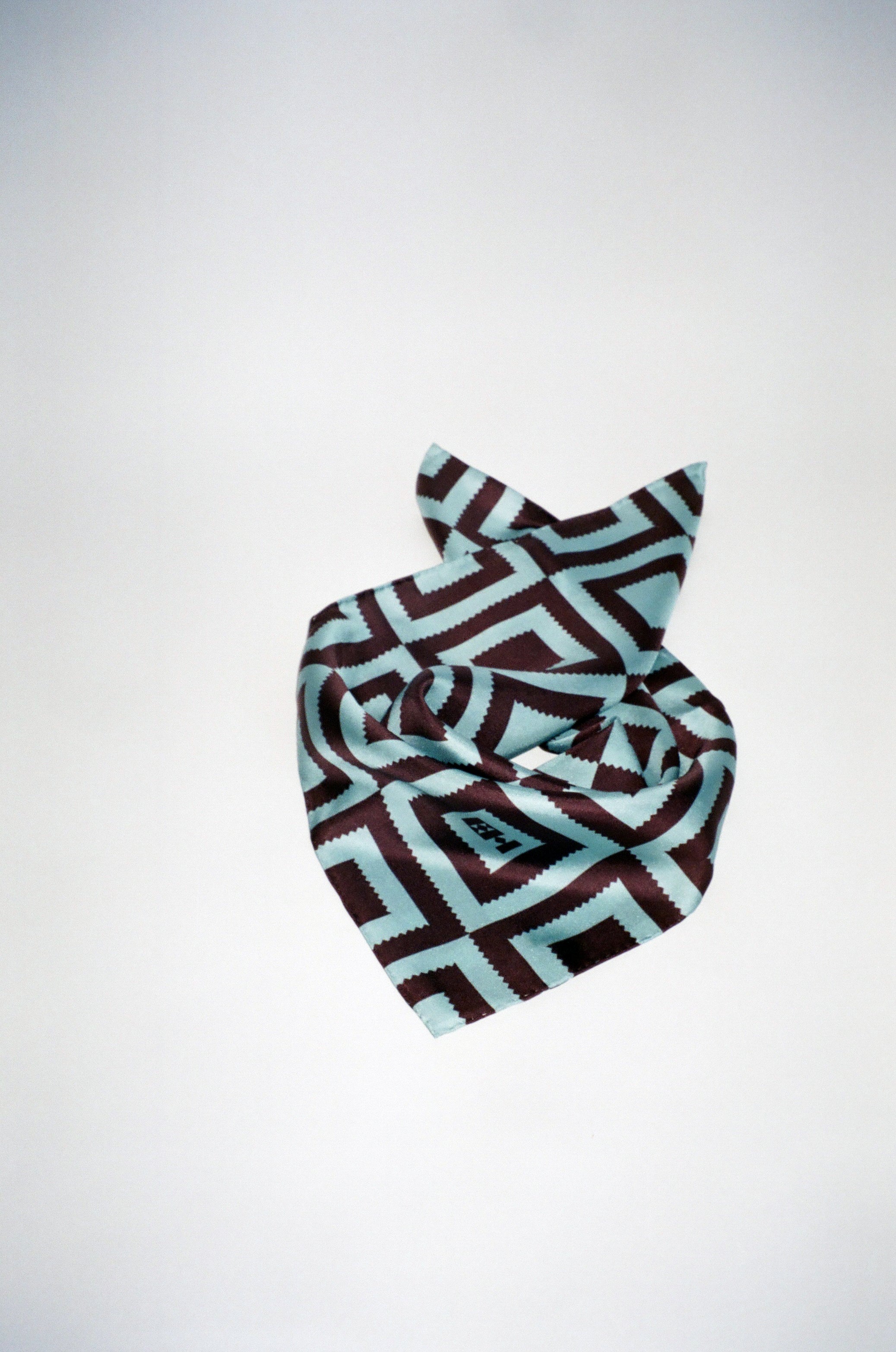 Edge silk bandana