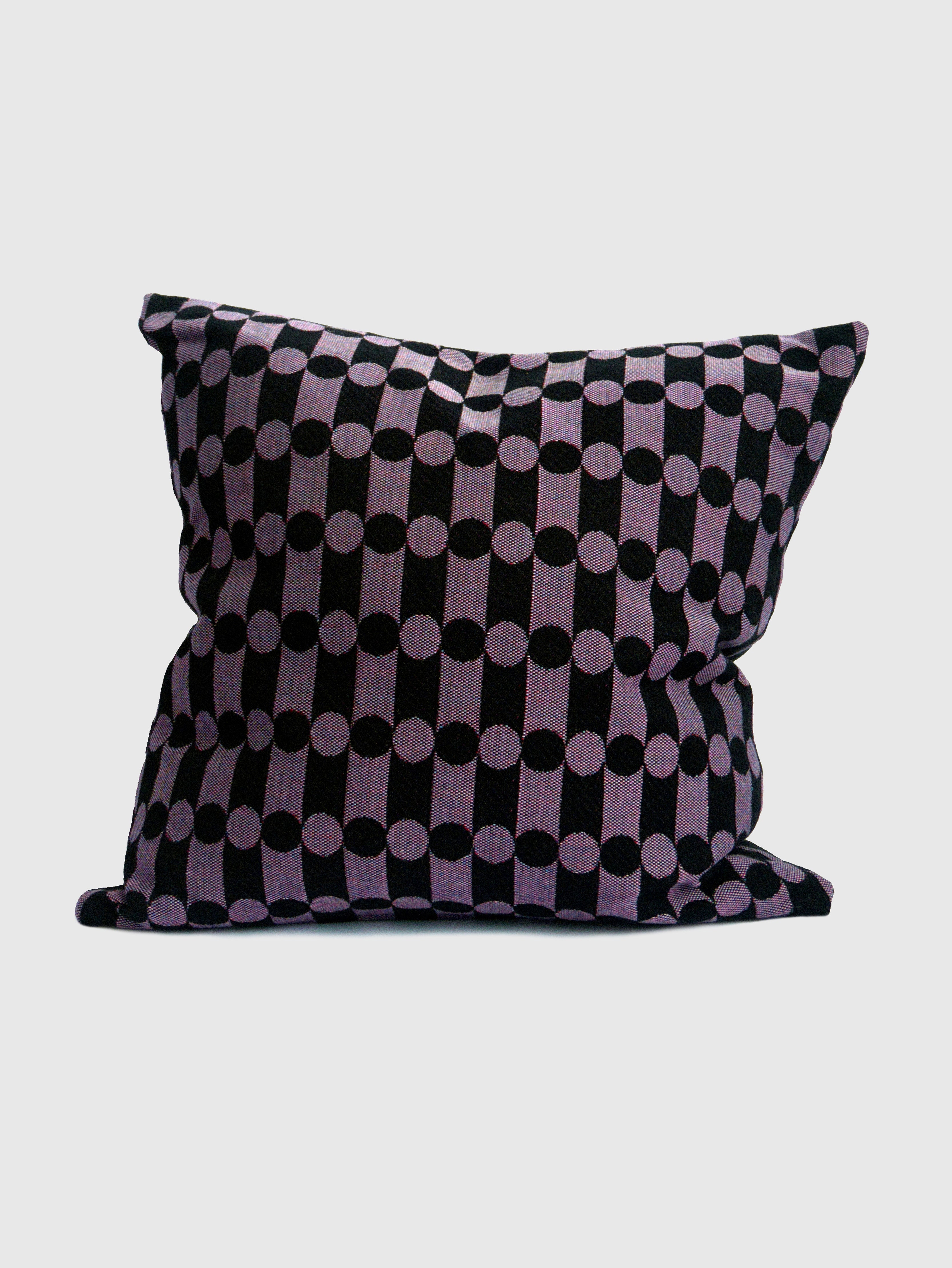 Dot pillow