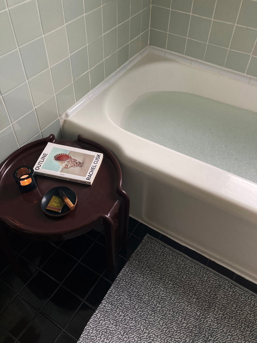 Ripple linen towel, black