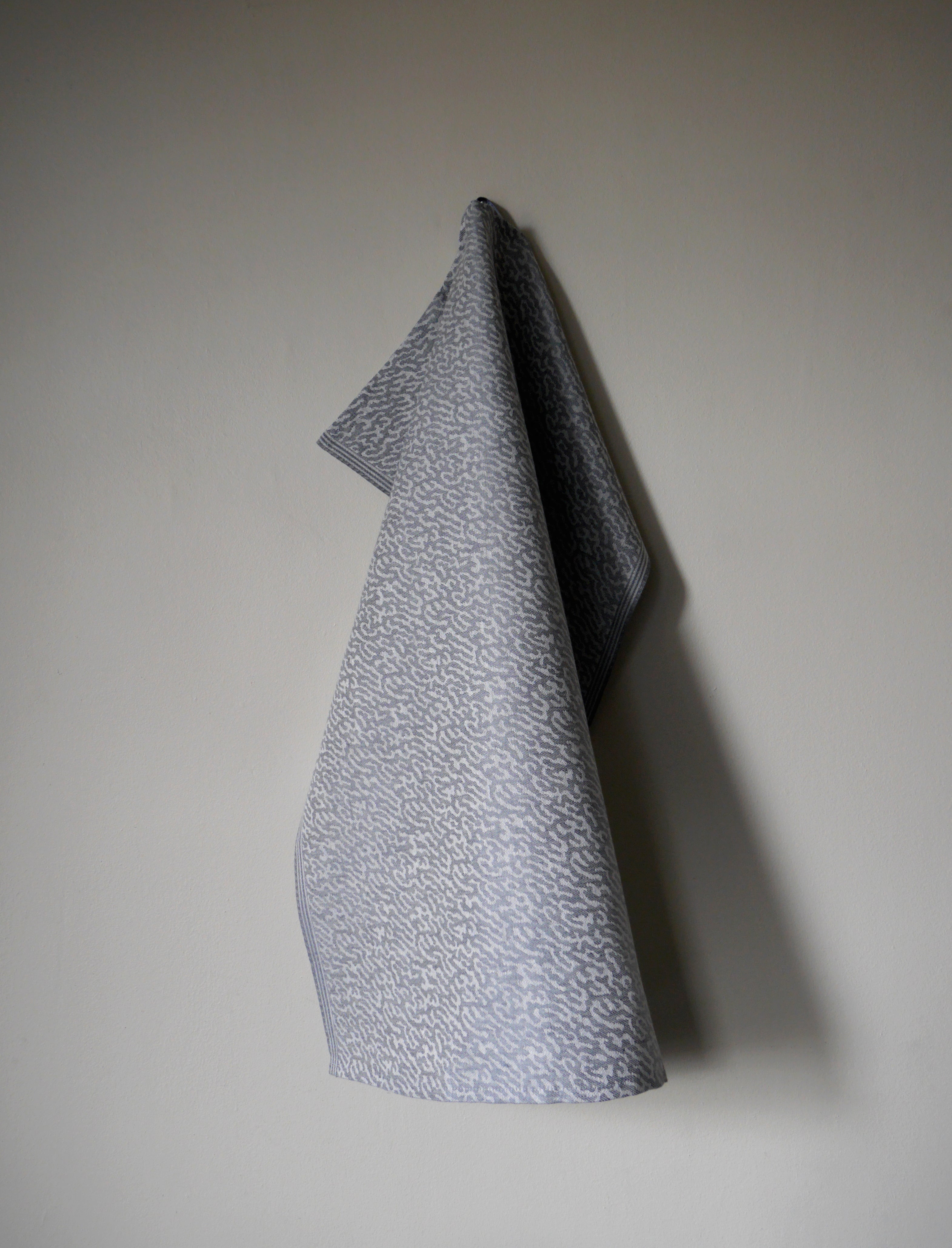 Ripple linen towel, fog